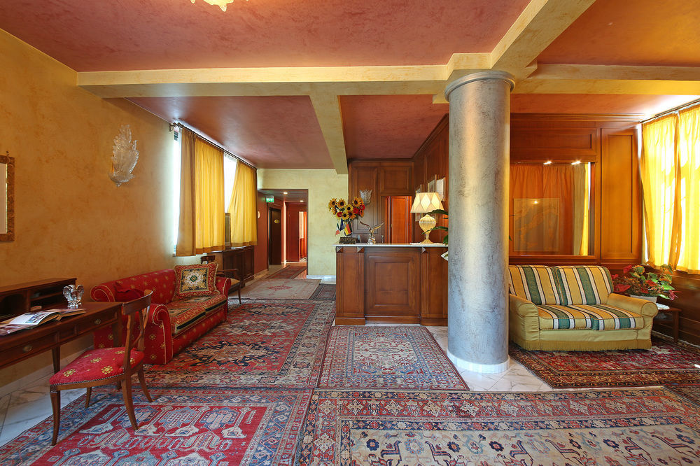 Hotel Abacus 4*